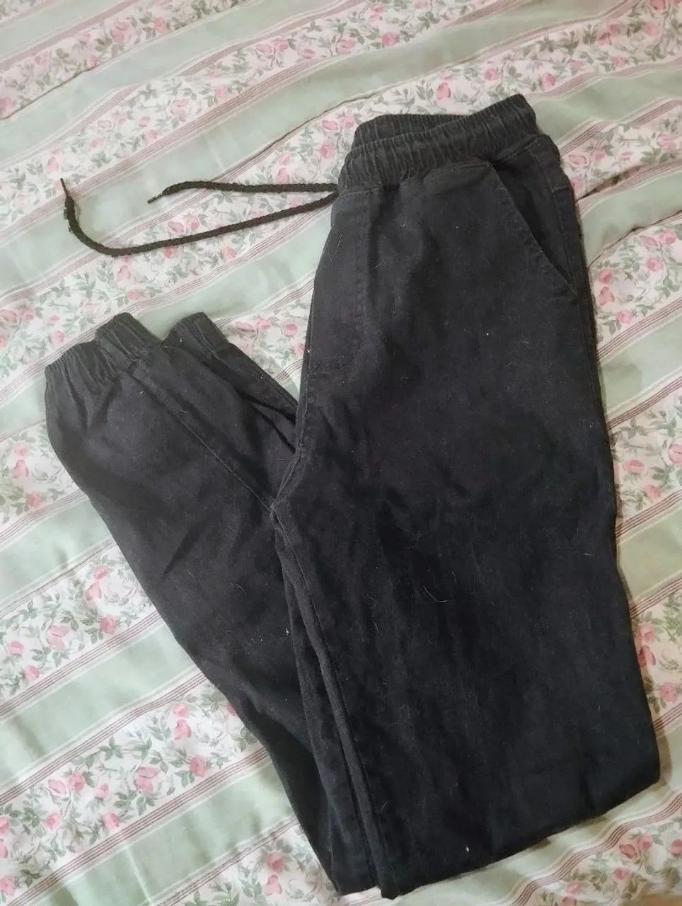Calça jogger masculina tamanho M preta