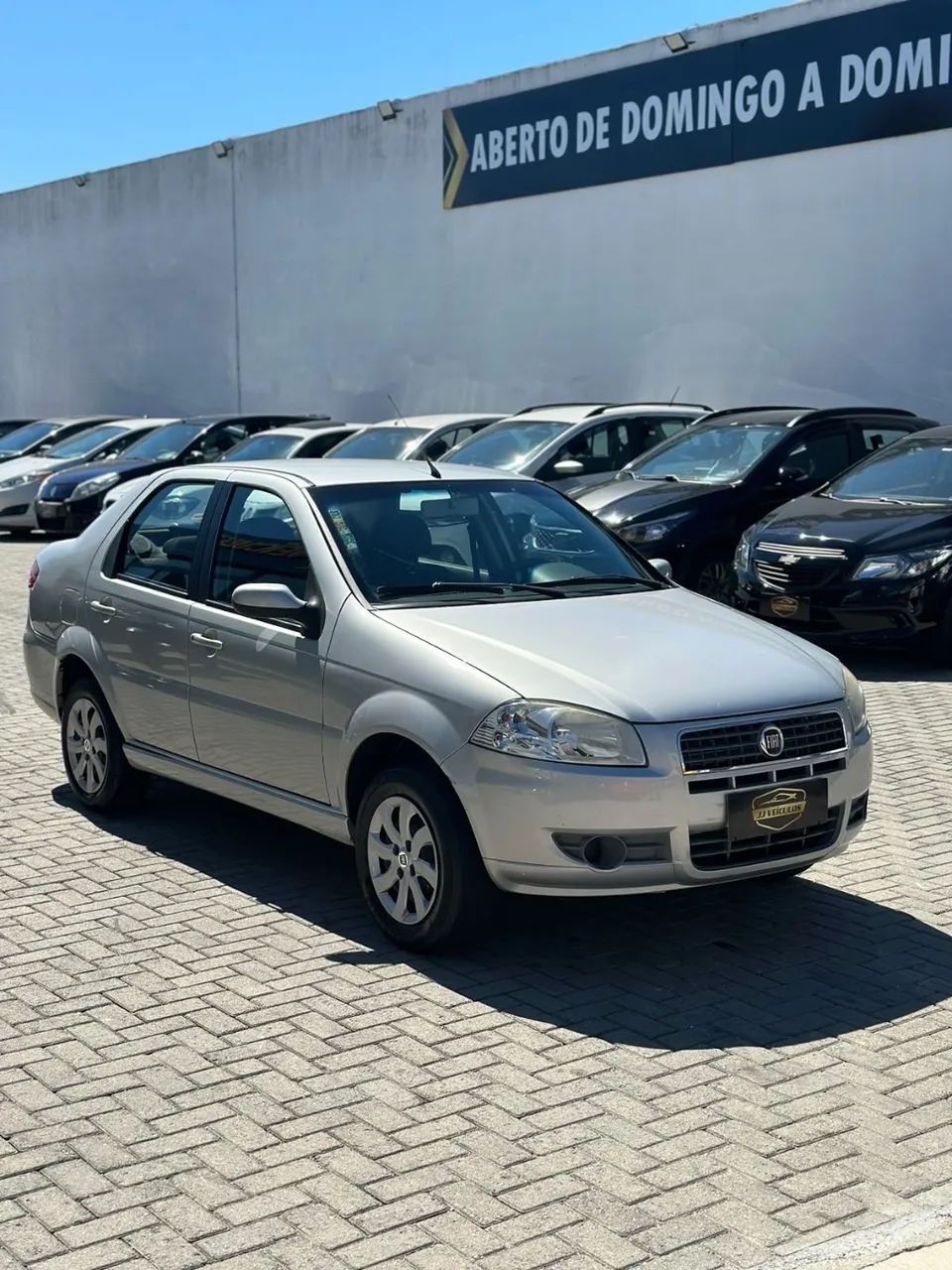 Fiat Siena EL 1.0 MPI Fire Flex 8V 4P 2011 - Foto 3