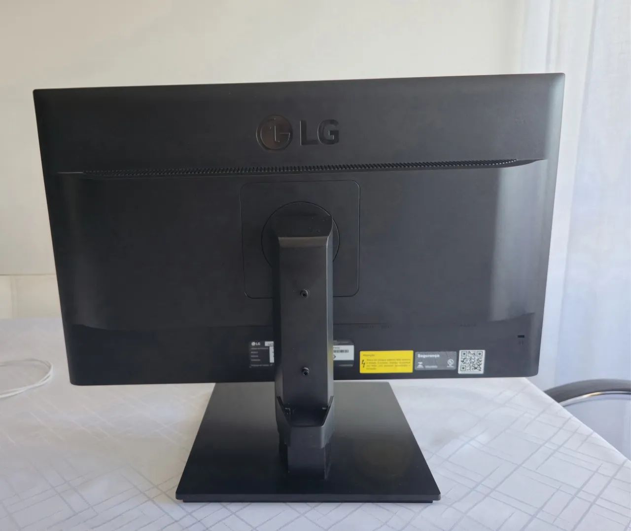 Monitor LG 24BL550J-B - Full HD, IPS, 60Hz, HDMI e OnScreen Control - Foto 3