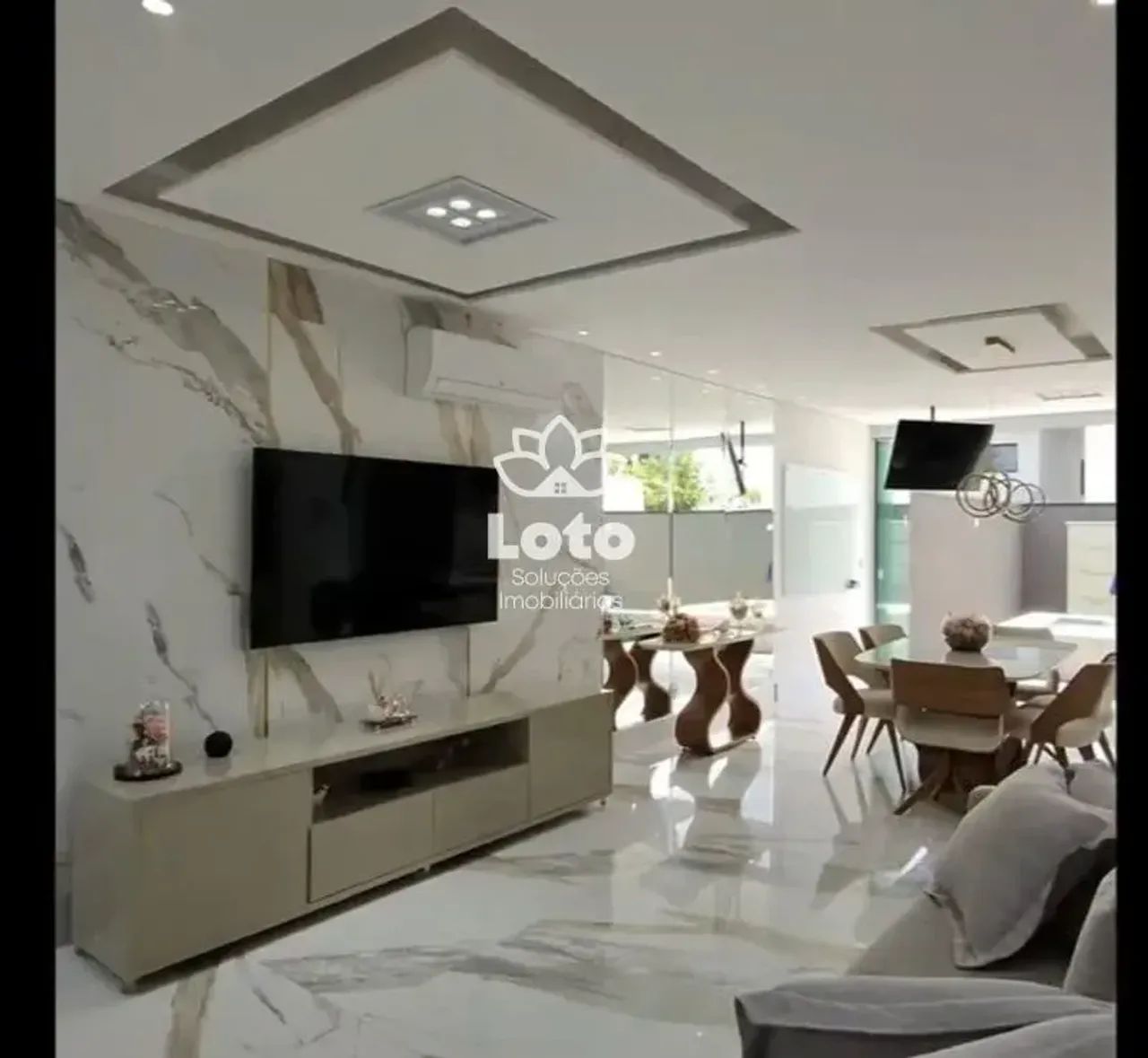 LINDA CASA NO MOSAICO DA SERRA