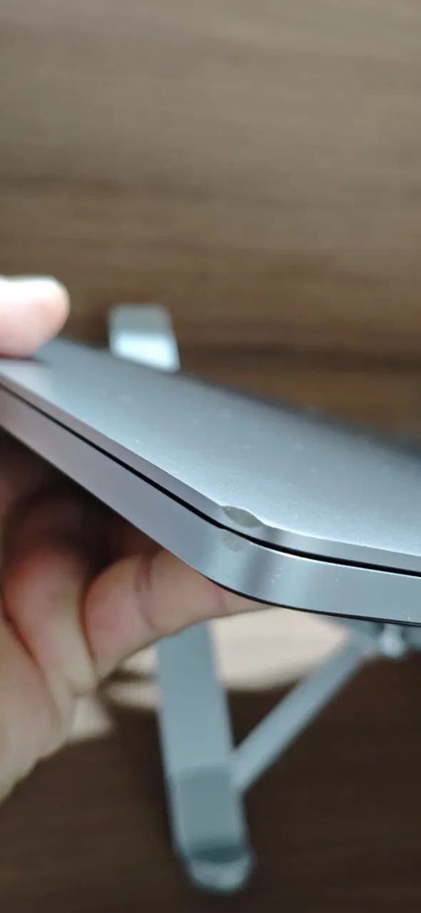 Macbook Pro Touch Bar 2019 - Foto 3