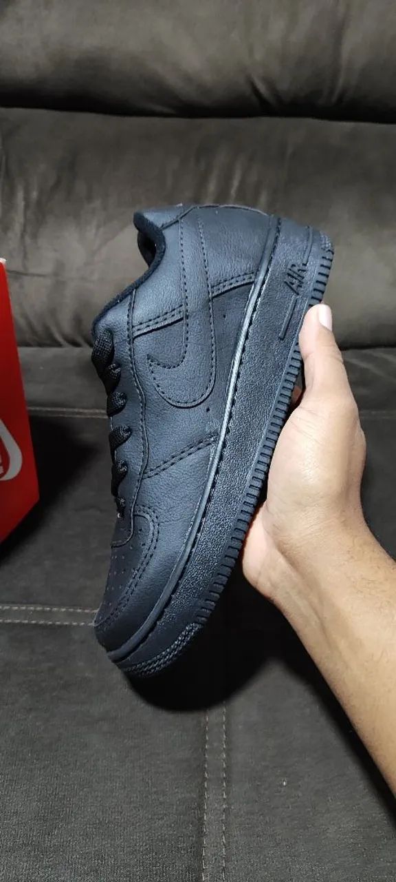 Air Force 1 preto tamanho 39