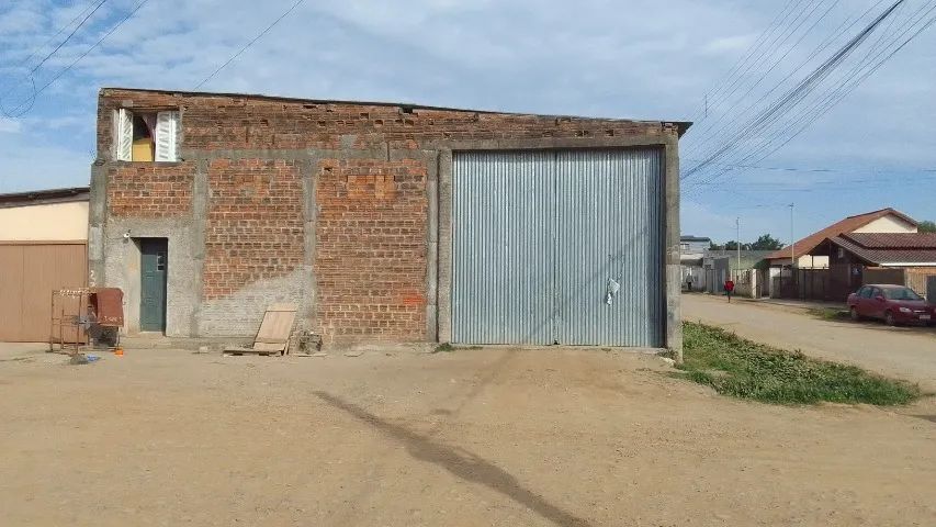 Galpão com moradia espaço para caminhão dentro - Foto 2