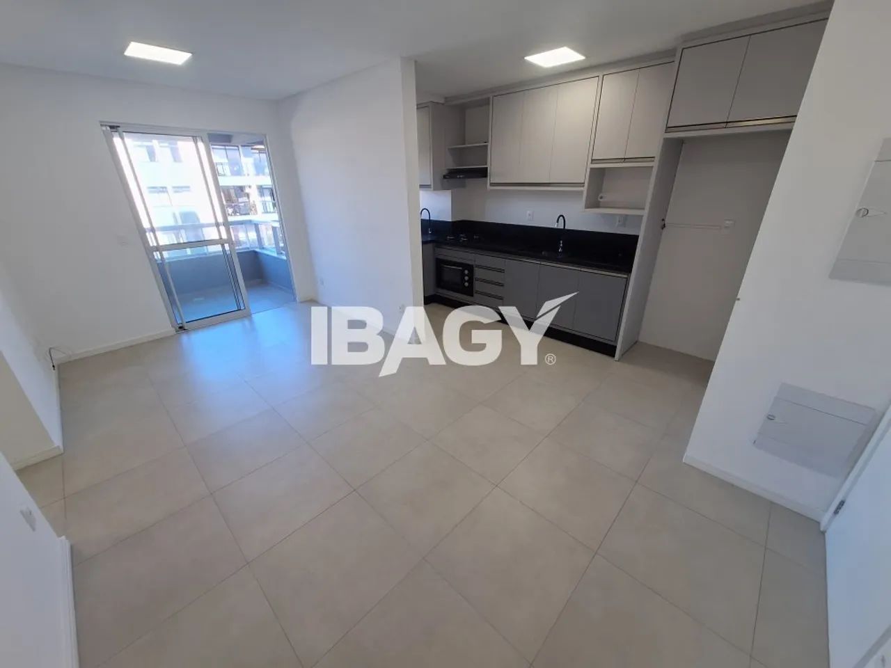 Excelente Apartamento 2 dormitório(s) em Capoeiras - Florianópolis - Foto 3
