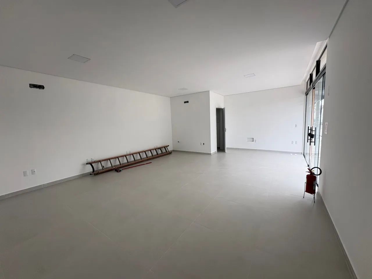 Alugo sala comercial Ingleses  - Foto 2