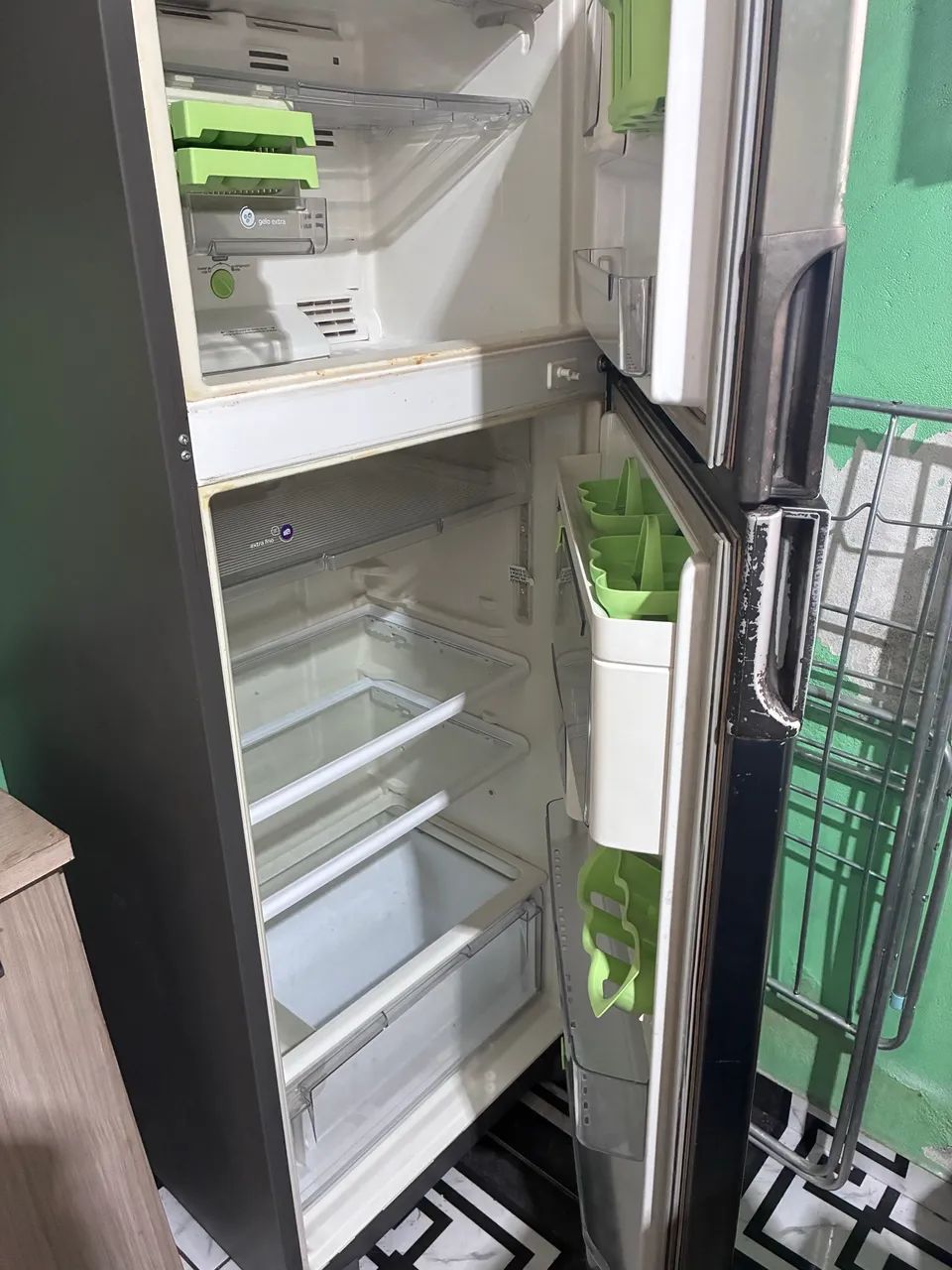 Geladeira com defeito - Foto 4