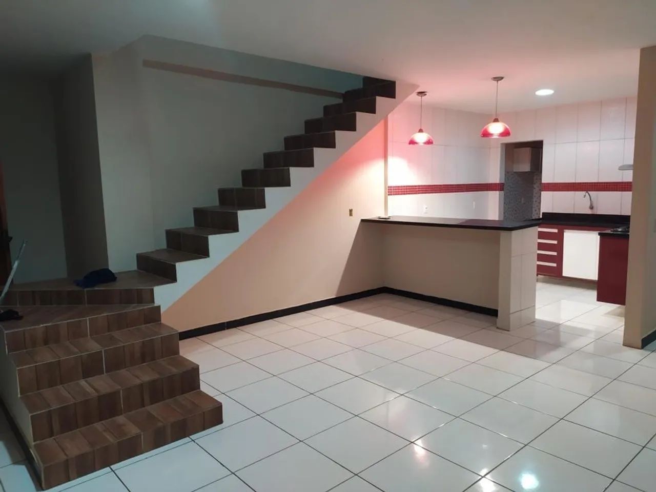 ALUGA-SE apartamento próximo ao shopping 