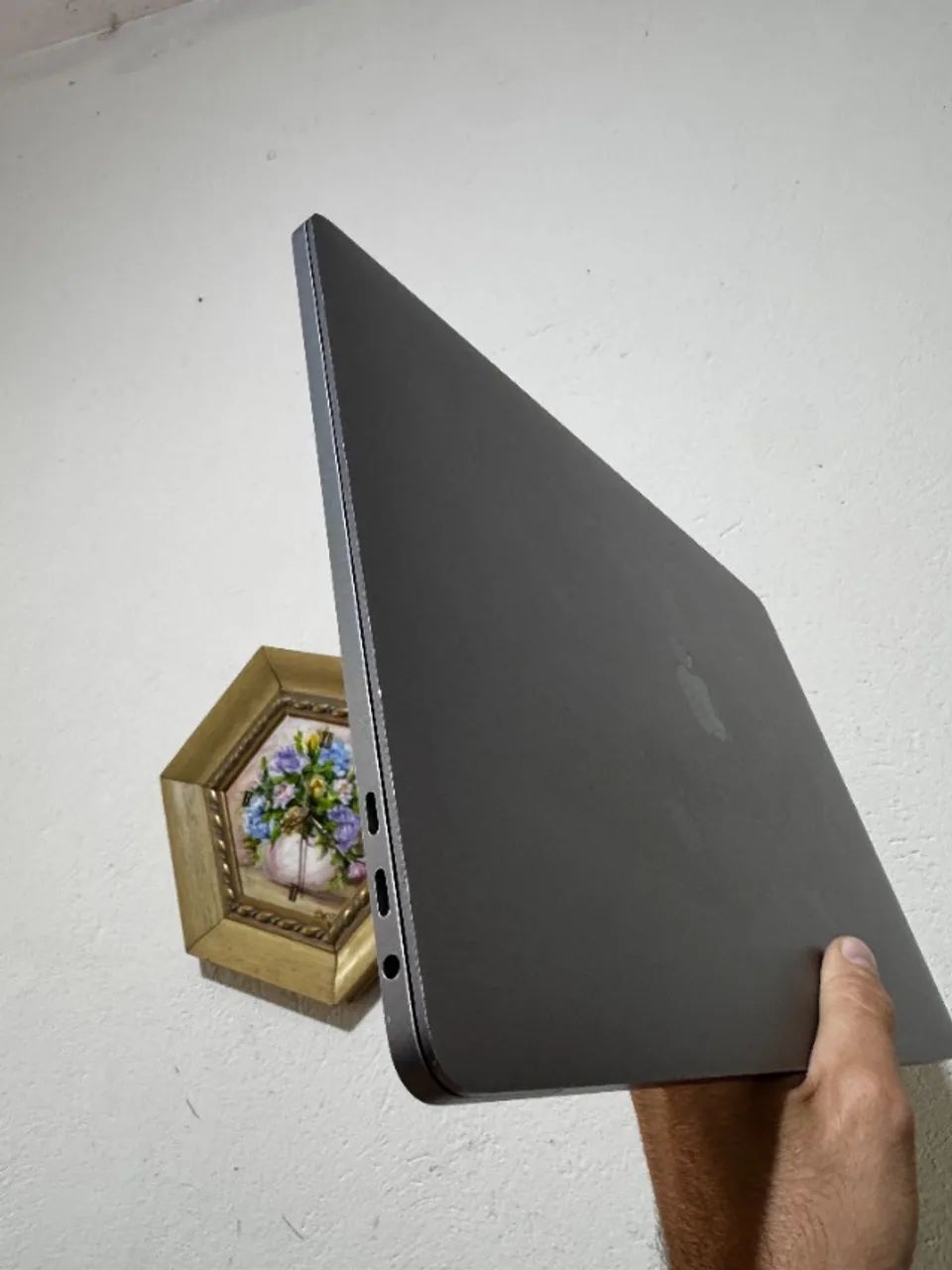 MacBook Pro 16-inch, 2019 1 TB / Garantia / Loja física