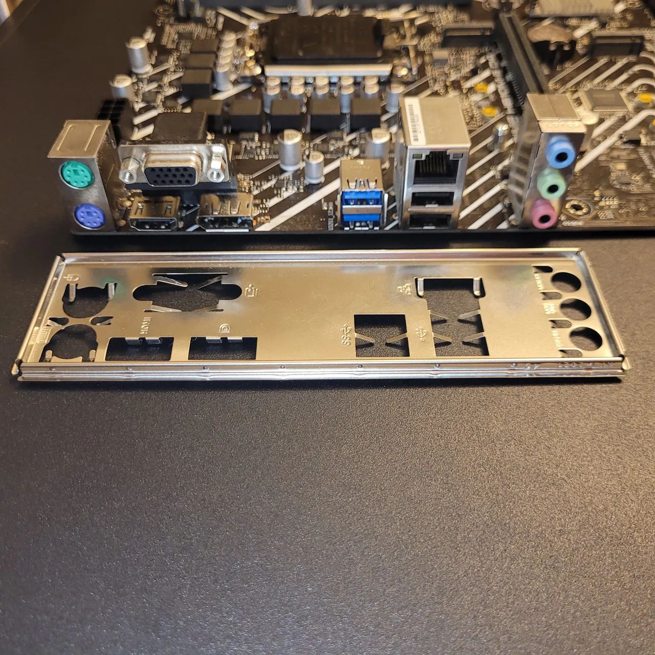 Placa mãe  Asus Prime H610-E D4 LGA 1700 - Foto 4