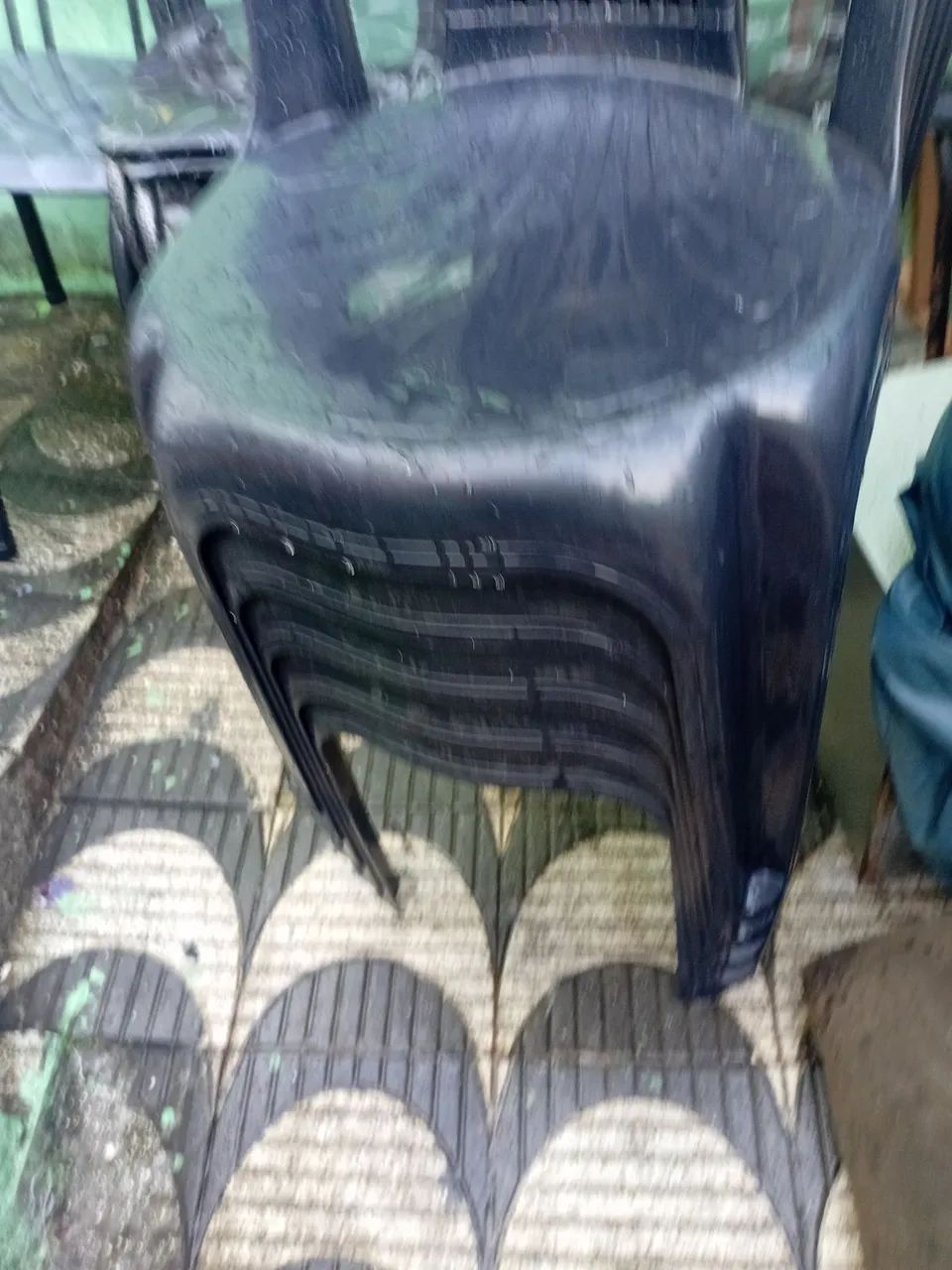 CADEIRAS FERRO 50,00, PLÁSTICO 25,00 - Foto 4
