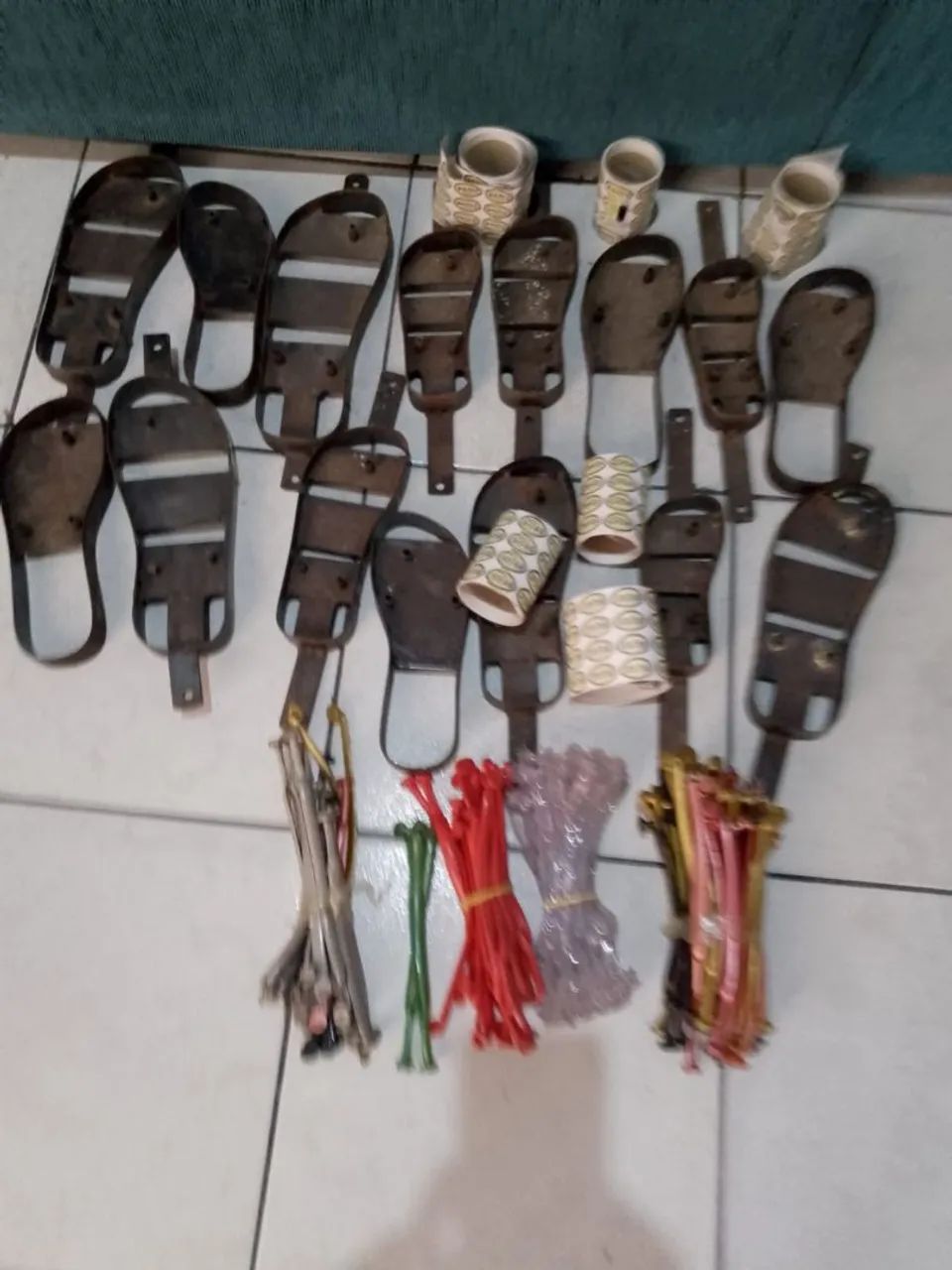 Vendo máquina de fazer chinelos  - Foto 5
