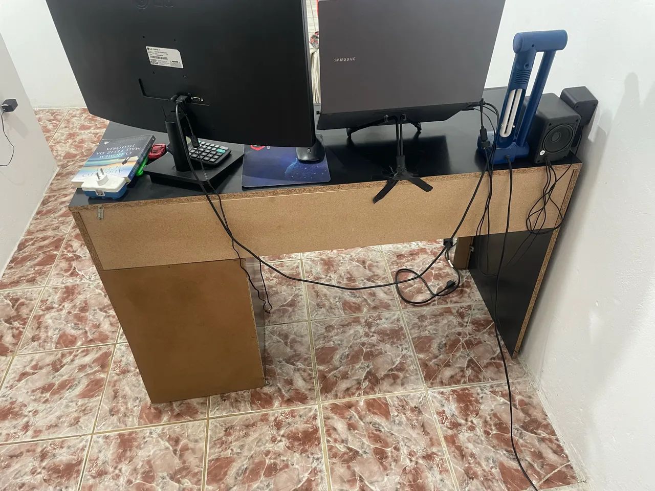 Desk for computer 65204102191105121