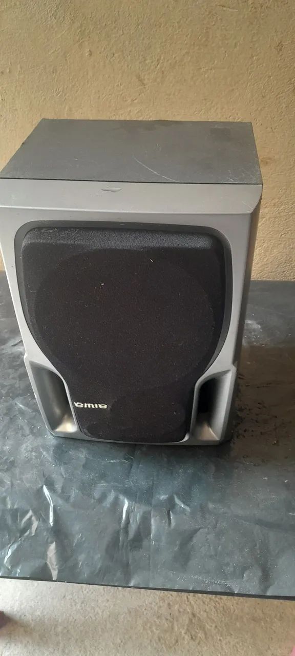3 CAIXAS DE SOM AIWA .MUITO CONSERVADA