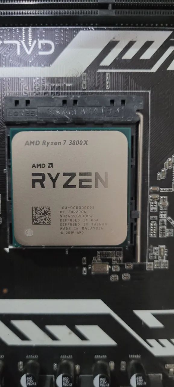 Ryzen 7 3800X 