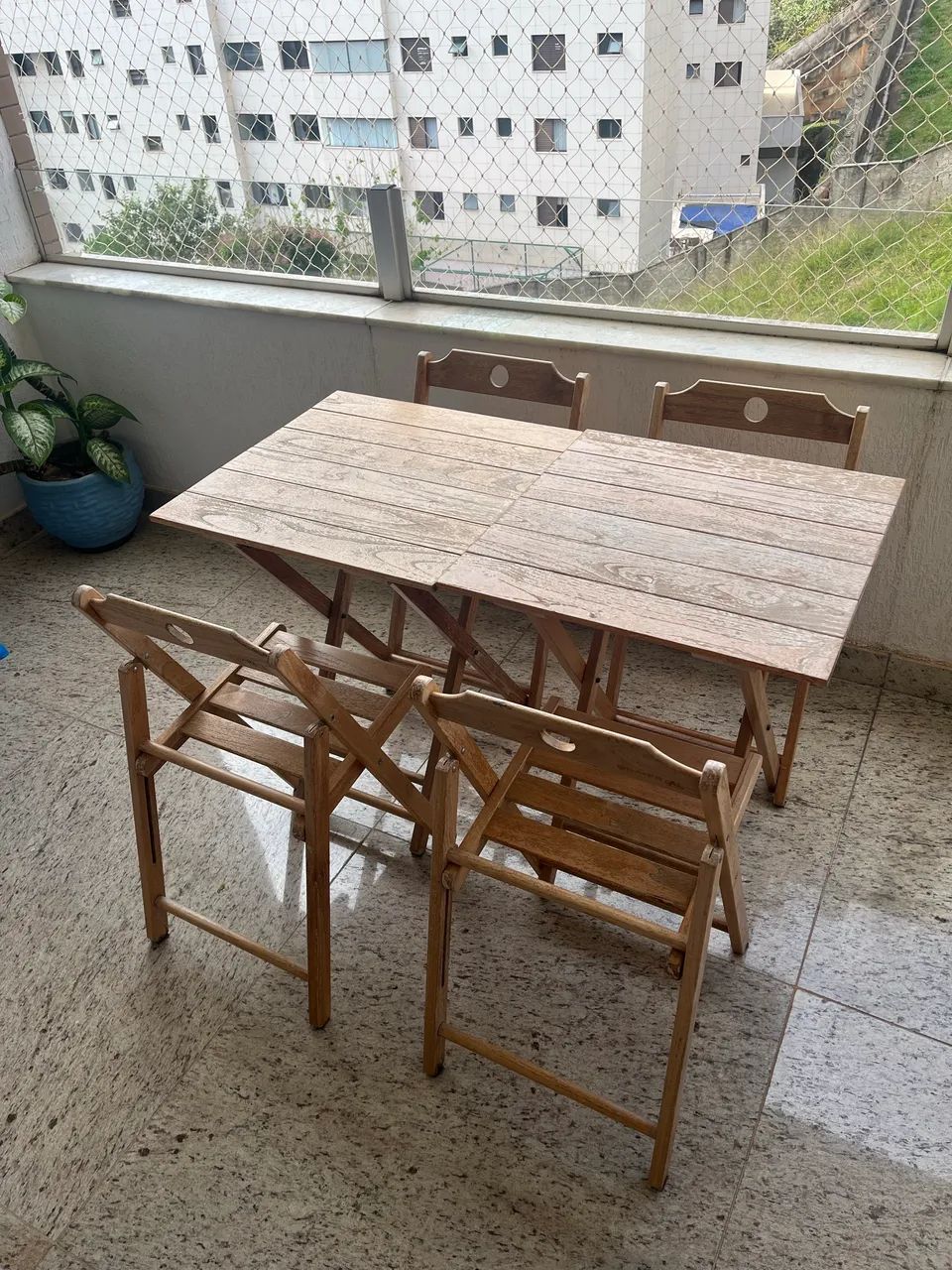 Conjunto Mesas e Cadeiras - Foto 2