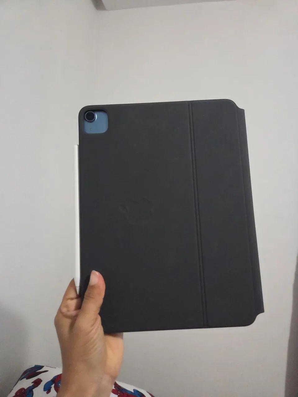 iPad Air 第5世代 64GB Magic Keyboard Pencil Completo: iPad Air 5 (M1) 64GB Azul + Magic Keyboard + Apple