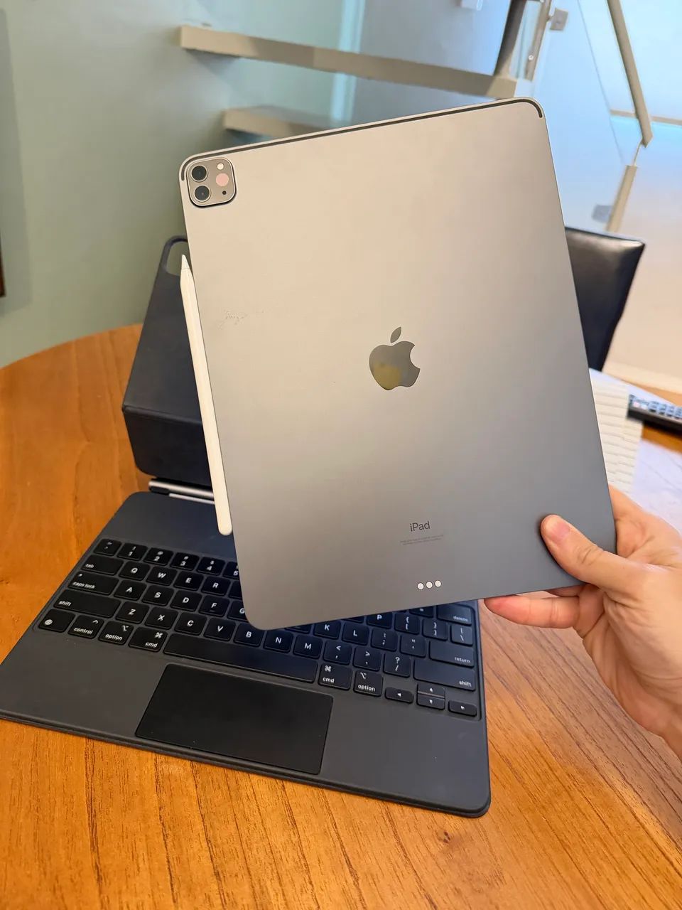 iPad Pro 12,9" M1 256GB Wi-Fi + Magic Keyboard Original | Impecável | Caixa Original - Foto 2