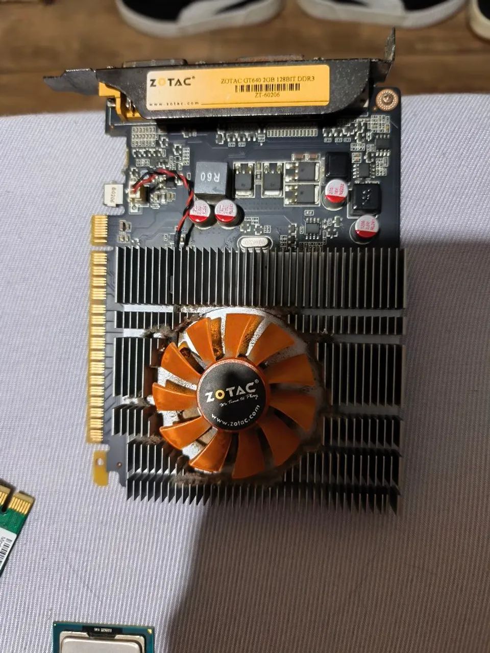 Placa de vídeo ZOTAC GT 640 2 gb 128 bit