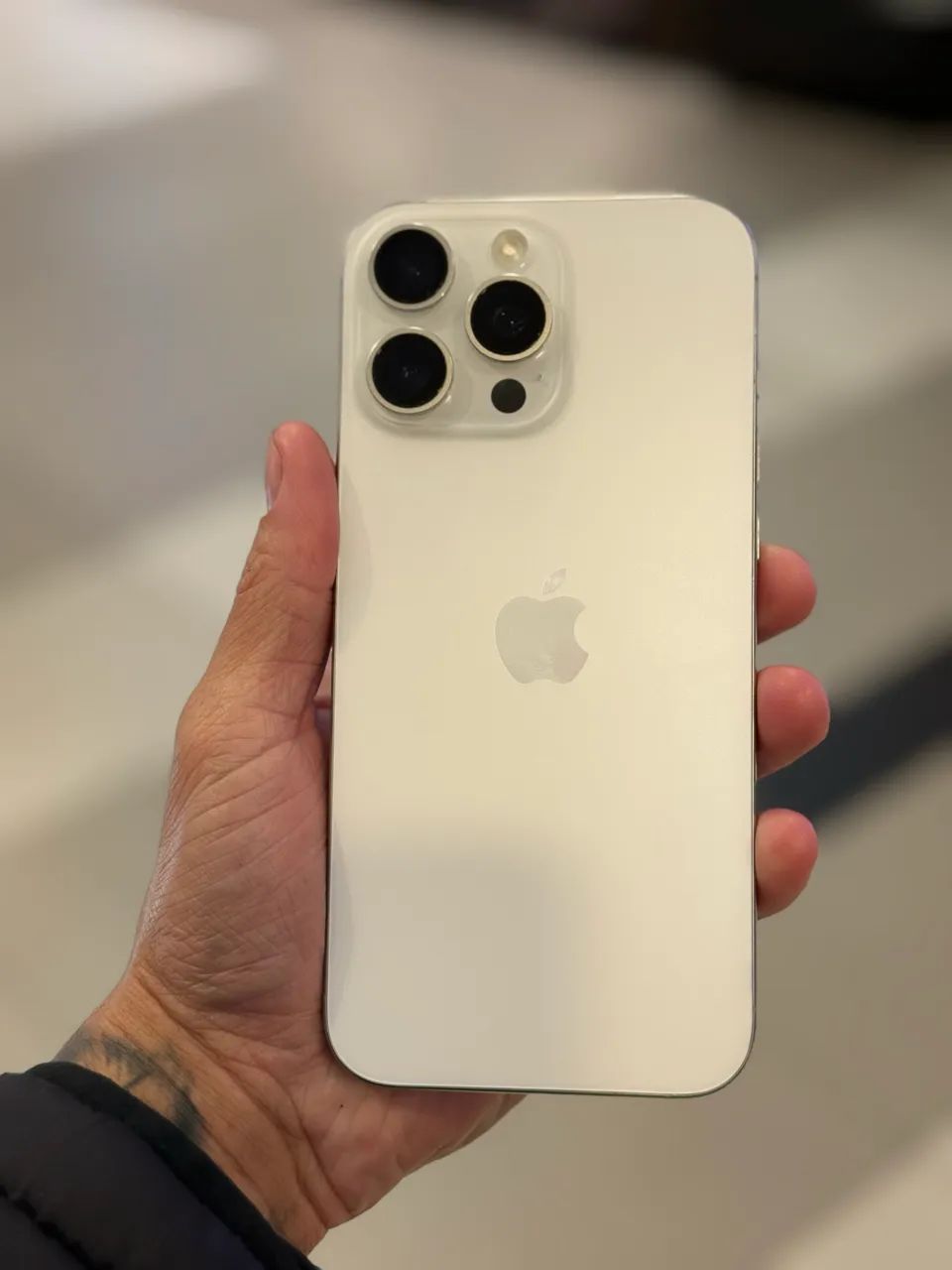 16 PRO MAX 256 GB  - Foto 2