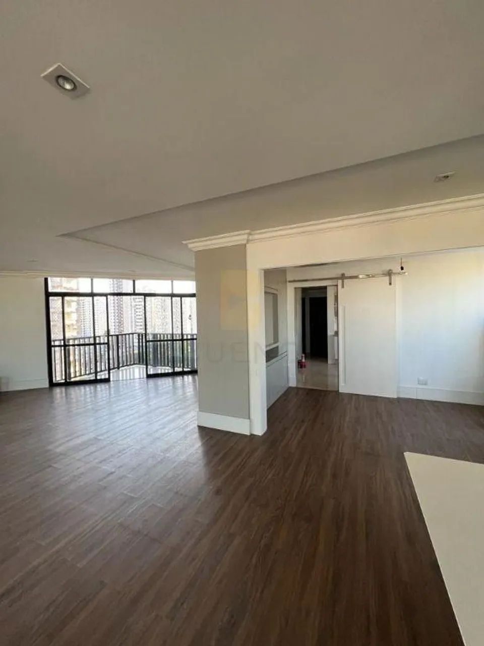 APARTAMENTO - VENDA - Edifício Domus Áurea, Araés - Cuiabá/MT