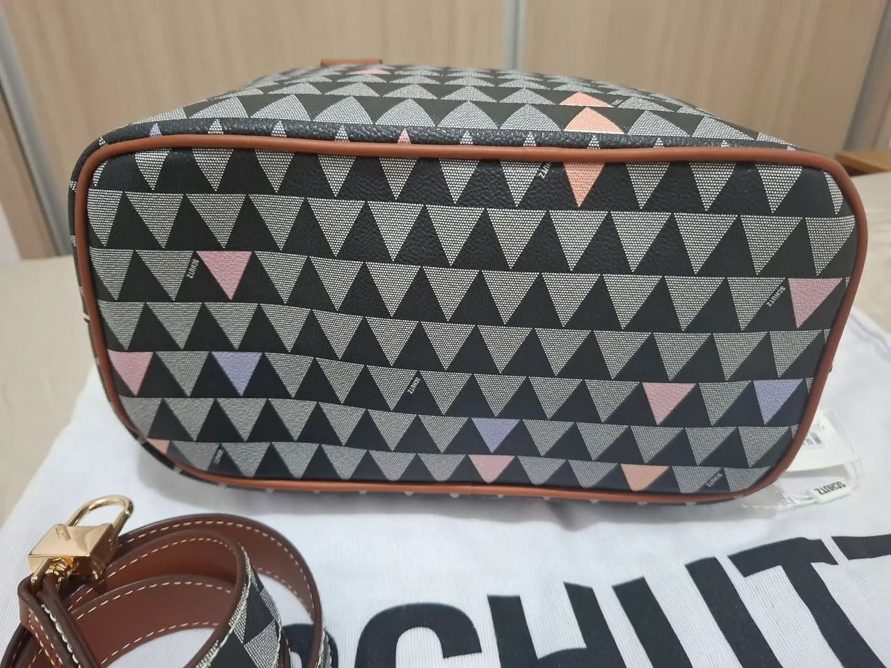 Bolsa schutz triangle original  - Foto 3