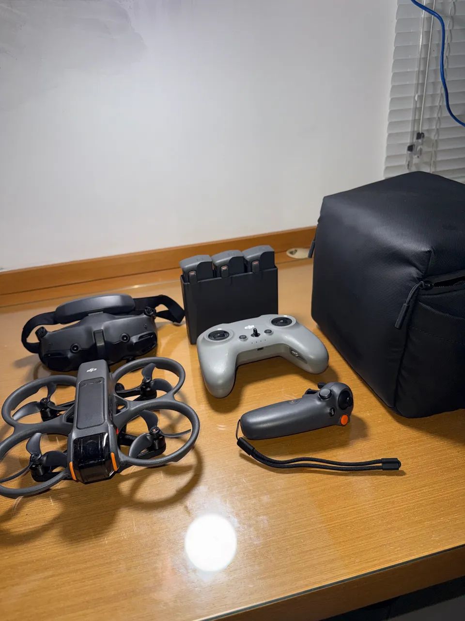 Drone Dji Avata 2 Fly More 3 Baterias Com Fpv Controller 3 (Usado) - Foto 5