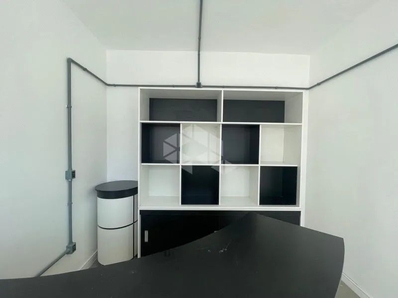 Sala 19M² - para Alugar - Foto 4