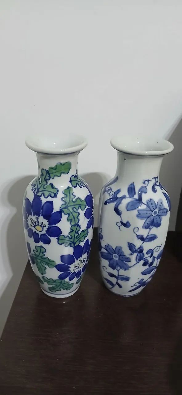 Vasinhos decorativos azuis 15 cm  - Foto 2
