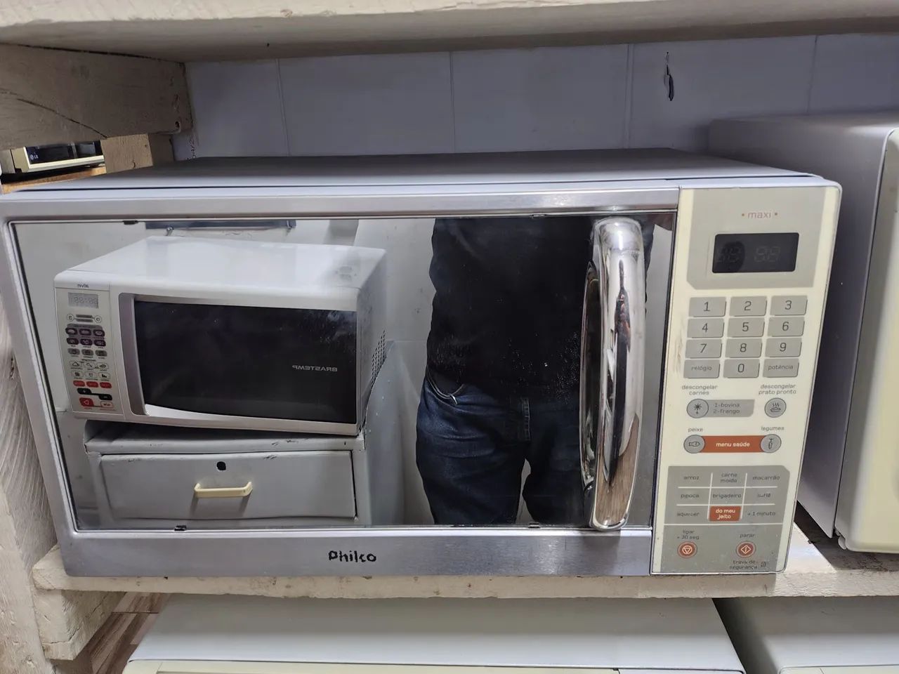 Microondas Philco 32 litros espelhado