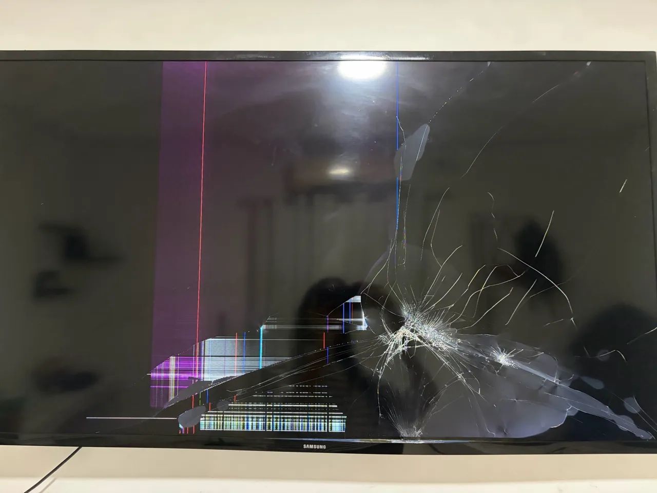 TELEVISÃO QUEBRADA