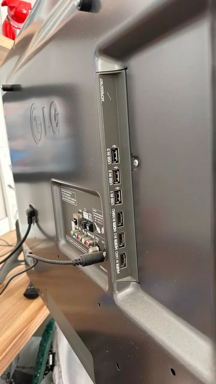 Smart TV LG 47 Polegadas - Imagem Perfeita e Ótimo Tamanho! (Imperdível) - Foto 3