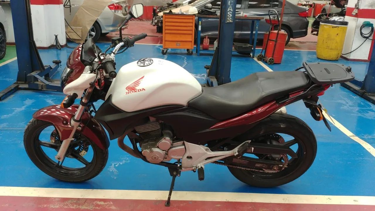 CB300R 2012 - Foto 2