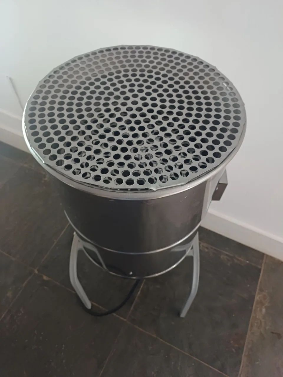 Fritadeira Industrial Elétrica Metvisa - Água e óleo  - Foto 5