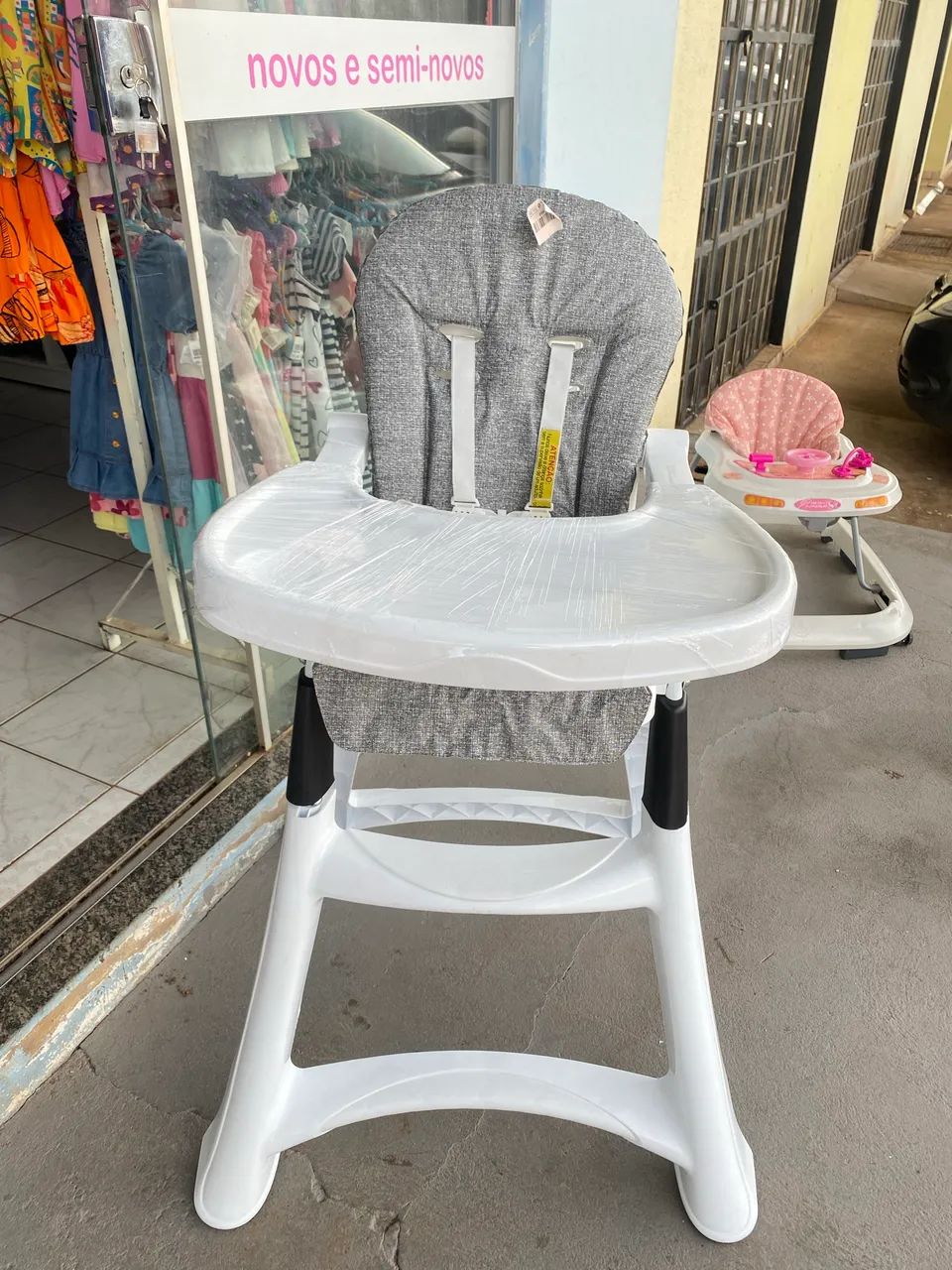 CADEIRA DE ALIMENTAÇÃO GALZERANO NOVA 