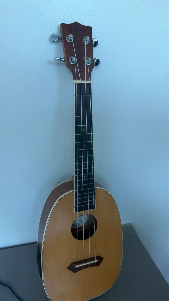 Ukulele abacaxi ?pineapple?  - Foto 3