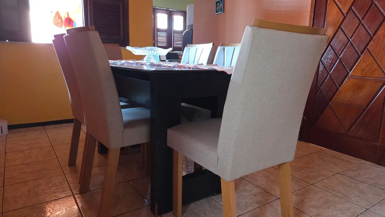 Mesa e Cadeiras - Foto 4