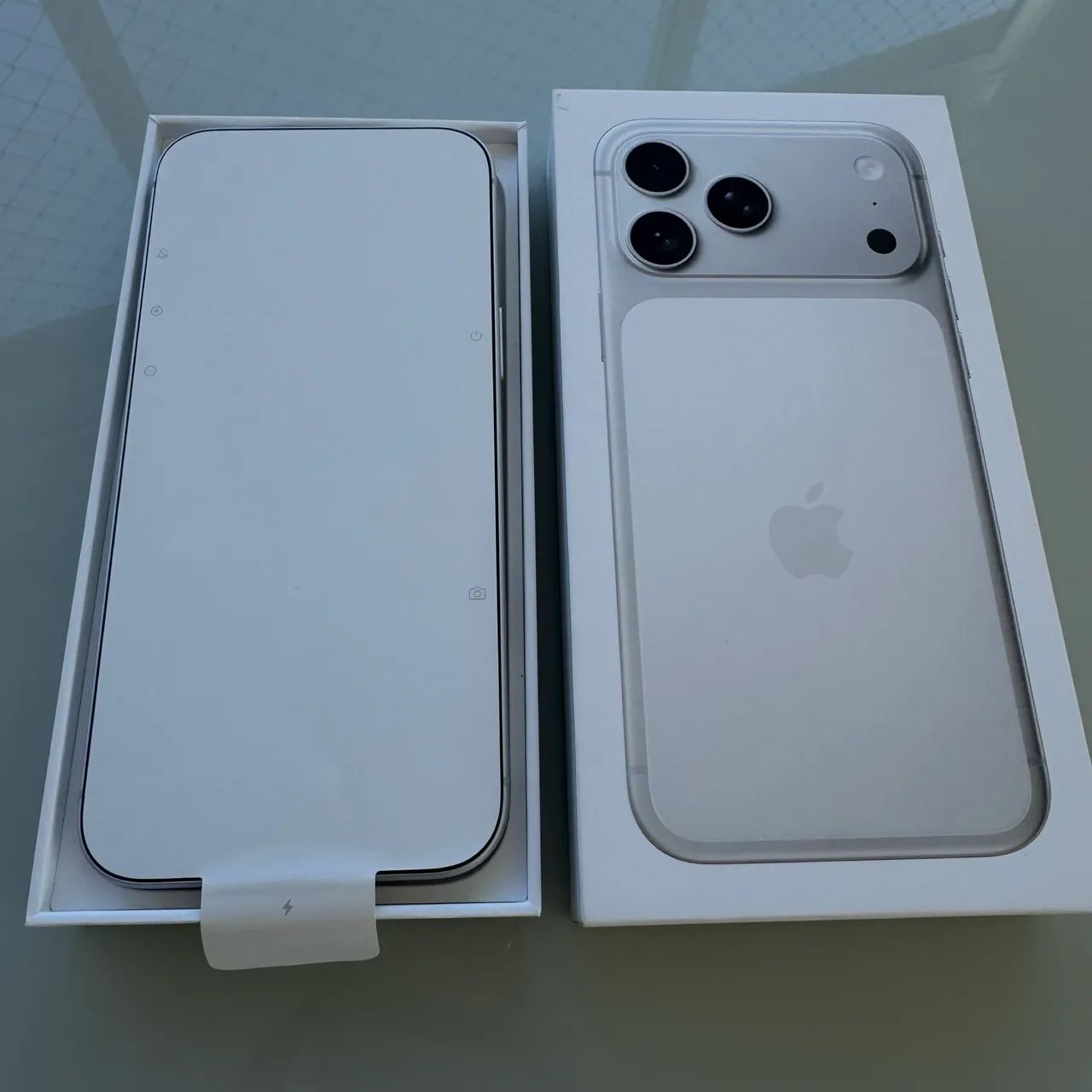 iPhone 17 Pro Max - 512gb - NOVO - Celulares e Smartphones