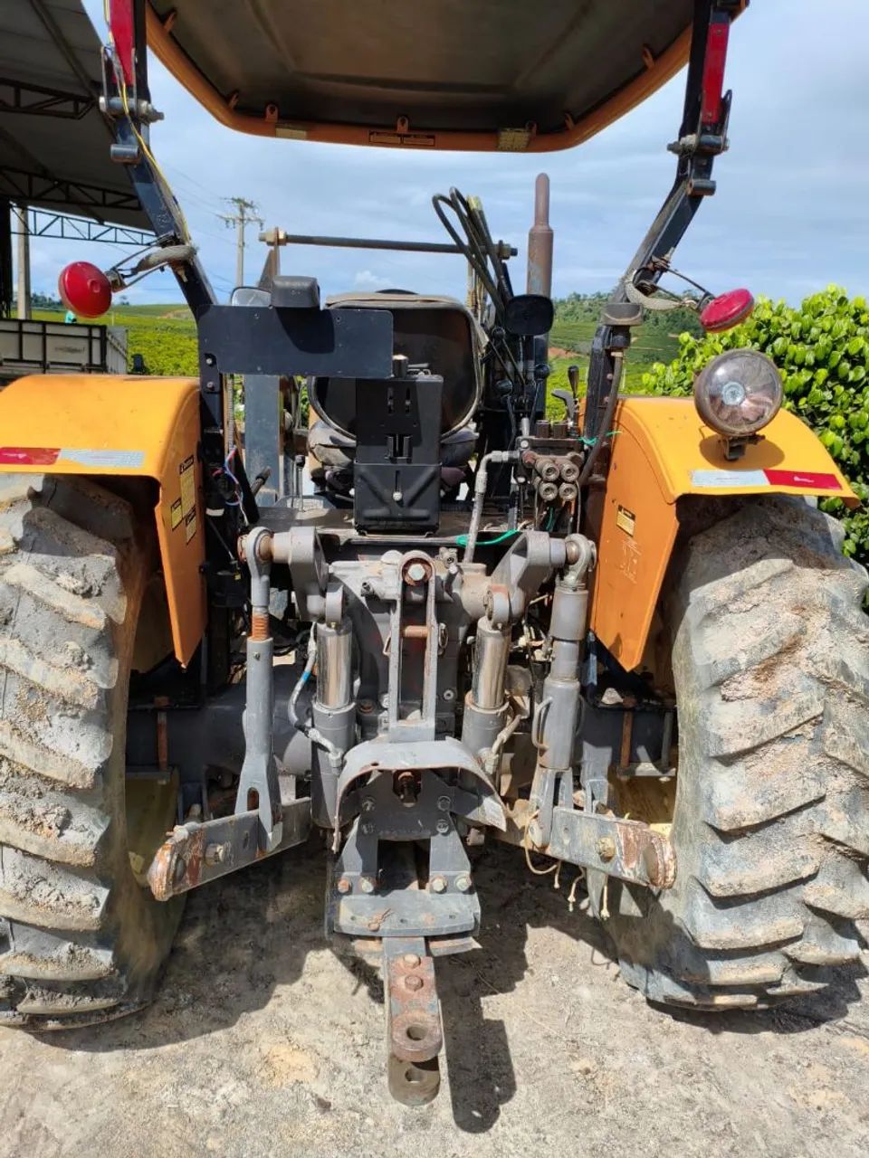 TRATOR VALTRA A750 - Foto 5