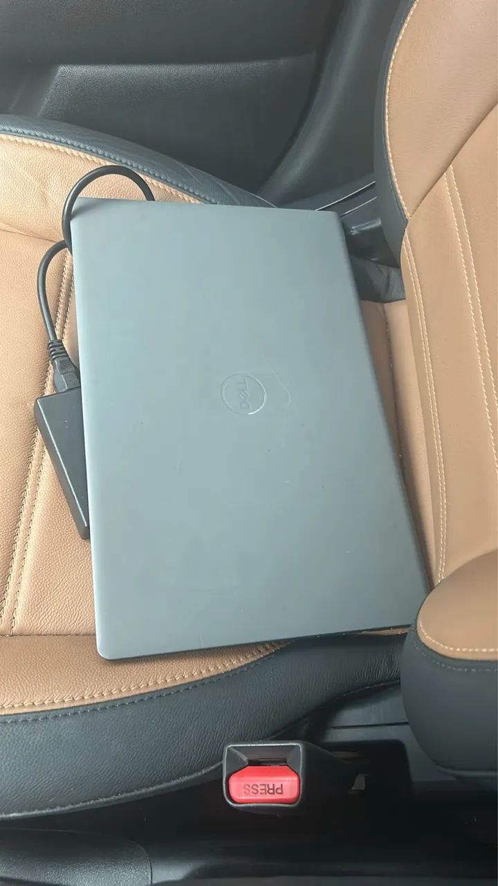 Notebook Dell i5 10th