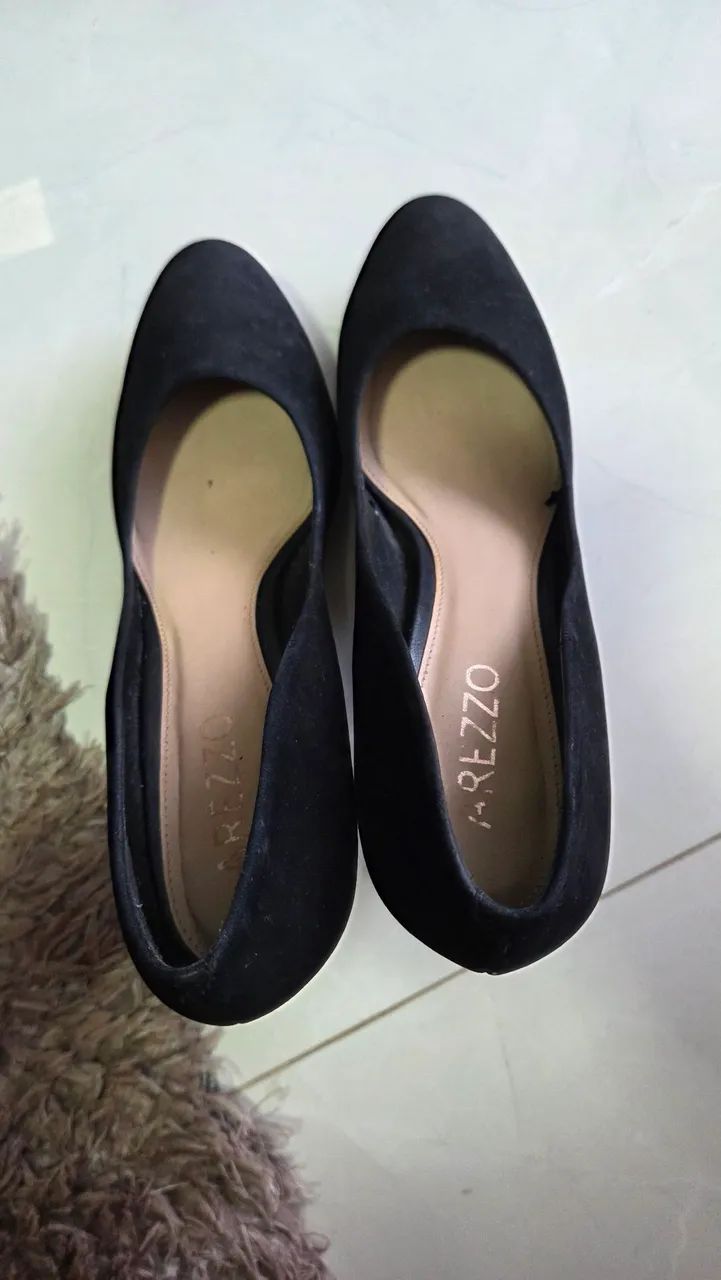 SCARPIN AREZZO PRETO  - Foto 4