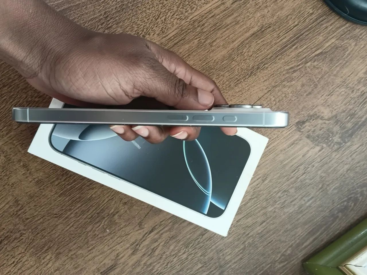 IPHONE 16 PRO MAX DISPONÍVEL  - Foto 5