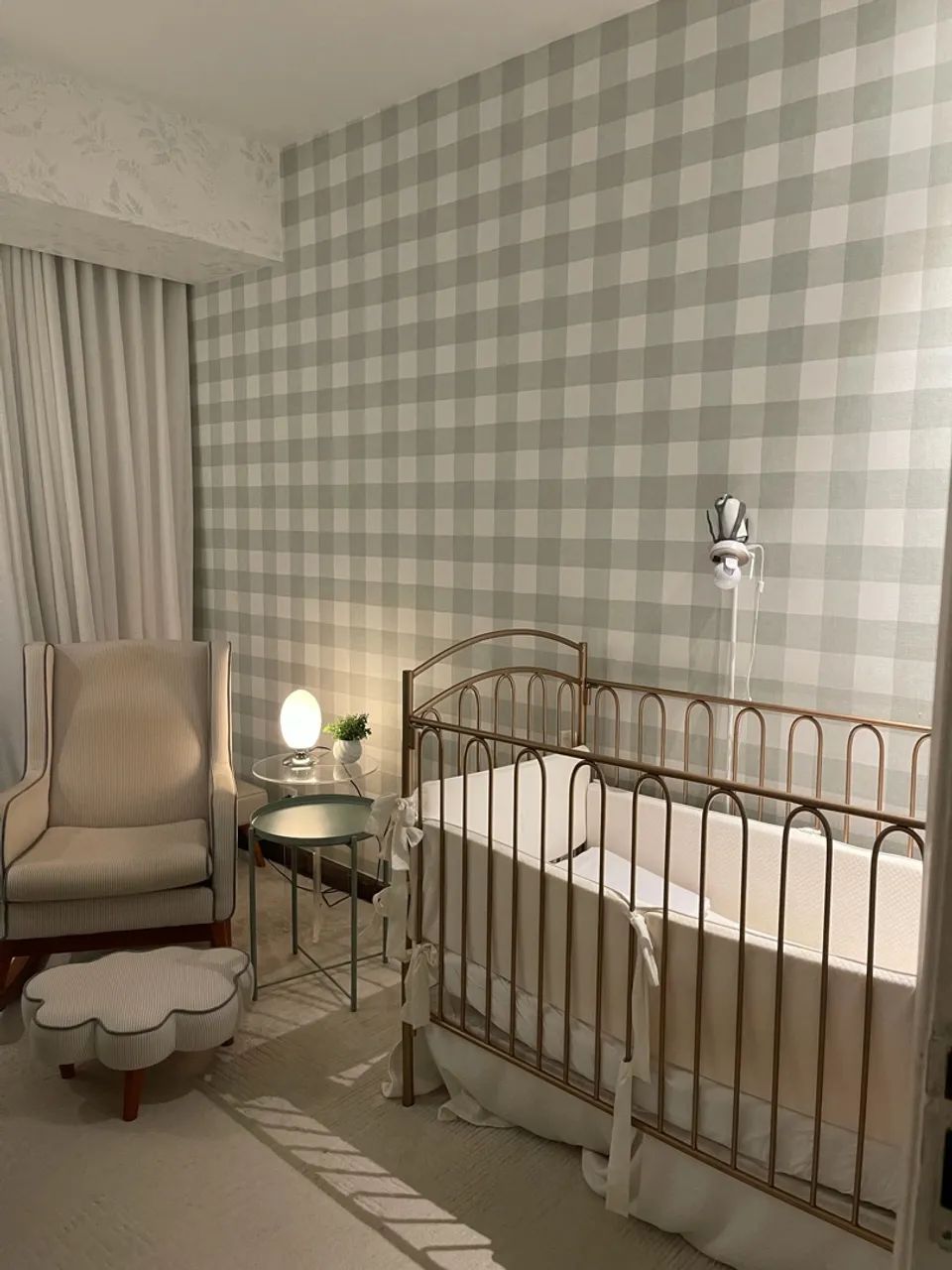 BERÇO DE FERRO DOURADO 