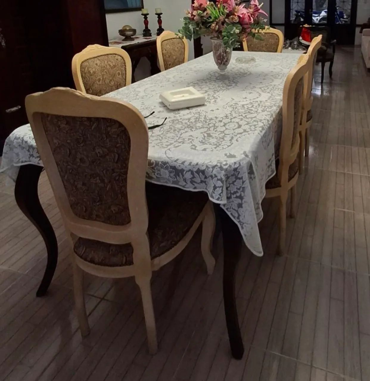 Mesa e cadeiras  - Foto 3