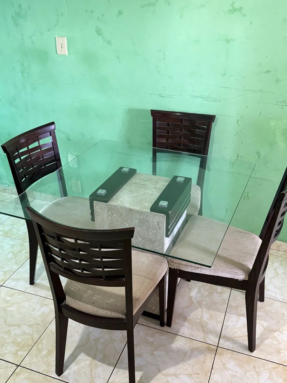 Mesa de vidro com bancada de mármore  - Foto 2