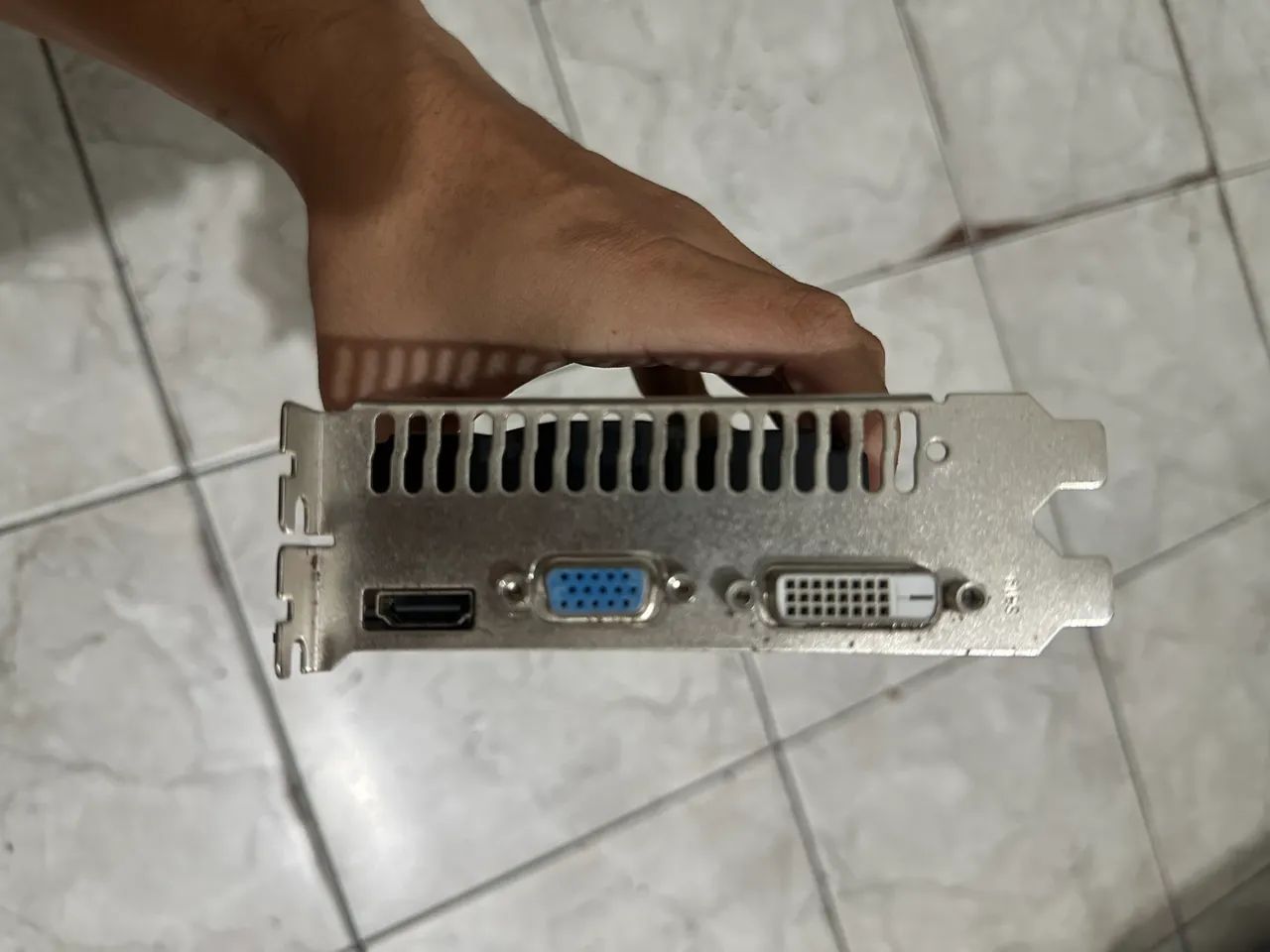 Placa de vídeo RADEON AMD - Foto 4