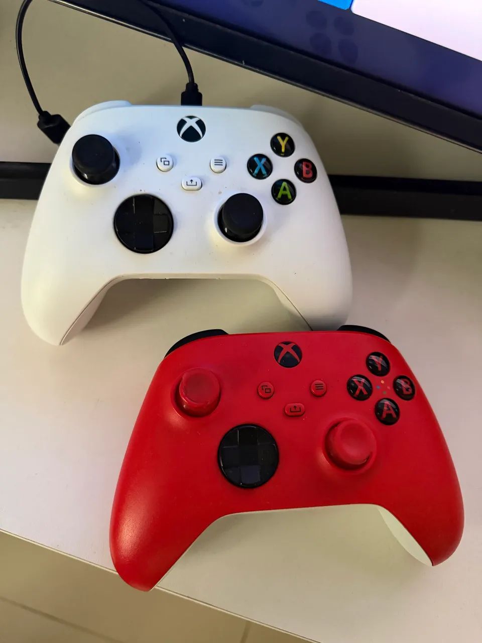 Xbox S Branco + 2 controles  - Foto 3
