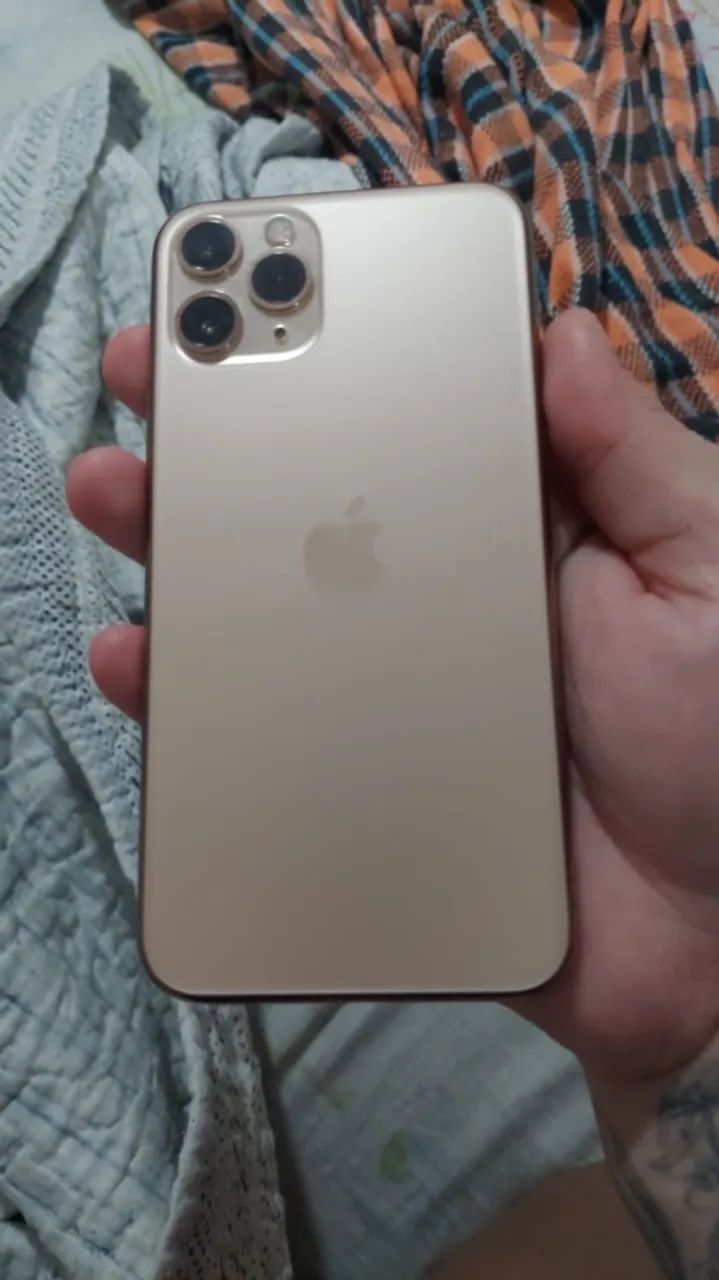 iPhone 11 Pro ou troco por indroid - Foto 2