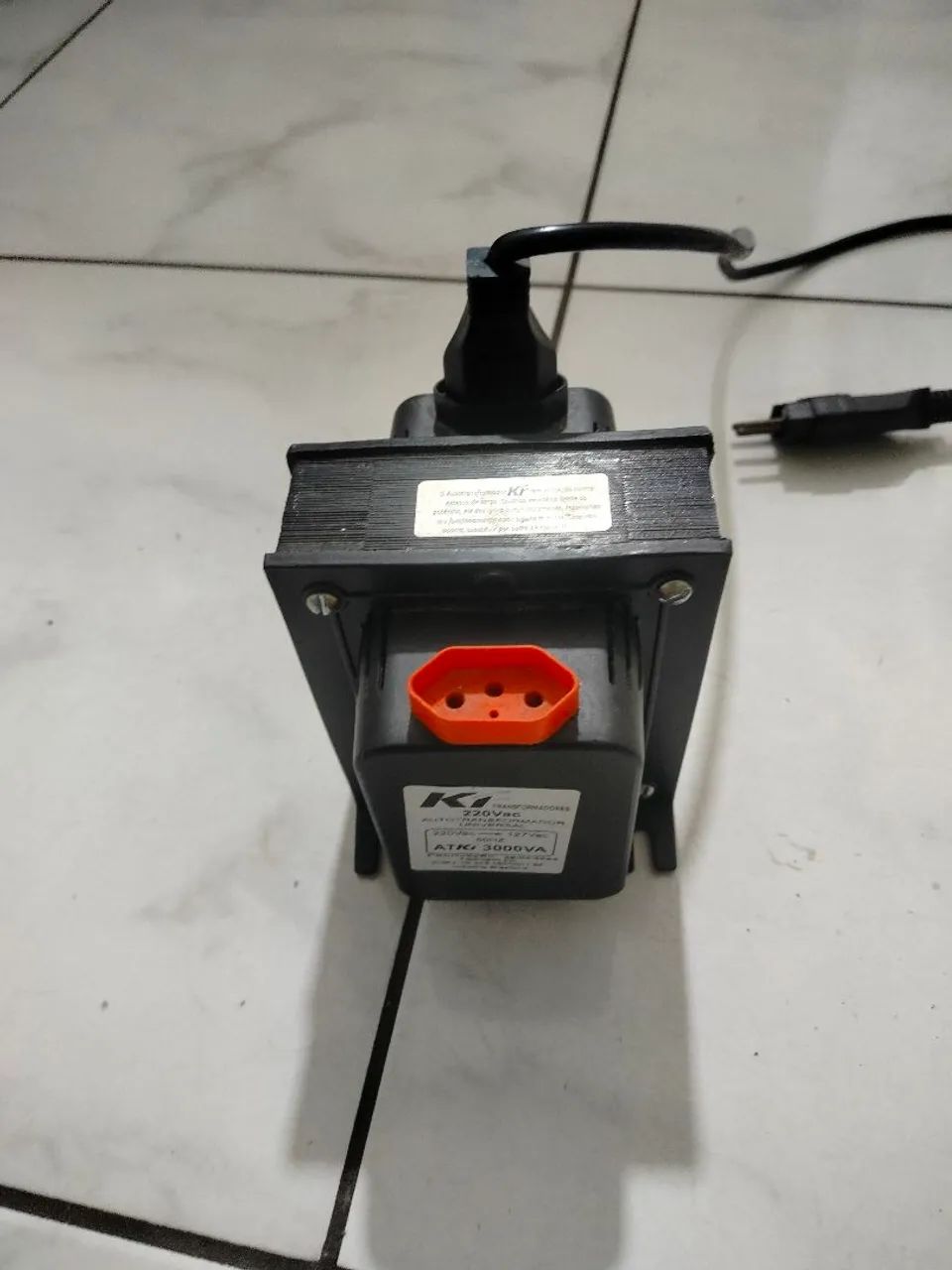 Transformador 3000 va bivolt - Foto 3