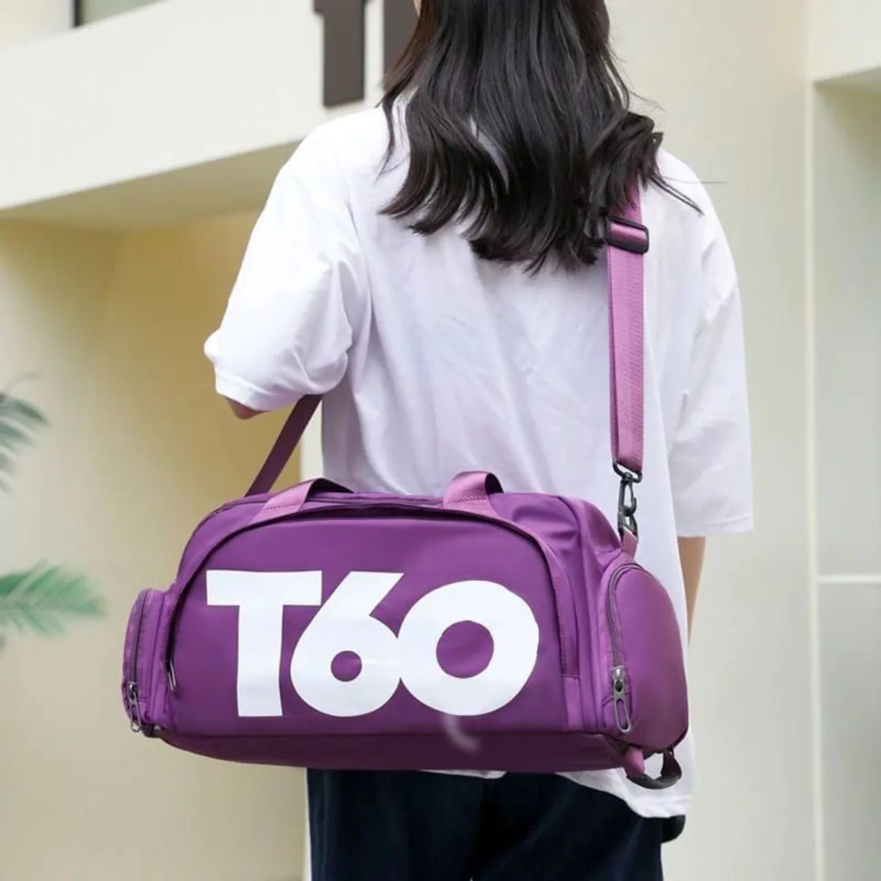 Mochila esportiva T60 costa e ombro academia ou dia a dia  - Foto 5