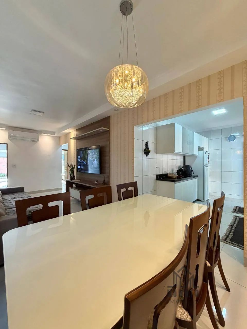 Casa Térrea com Quintal Amplo e Varanda Gourmet  300m² de Terreno - Foto 4